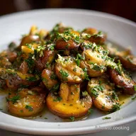 Ricetta con Funghi Trifolati per 4 Persone