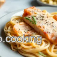Pasta al Salmone Cremosa: Ricetta Facile e Veloce!