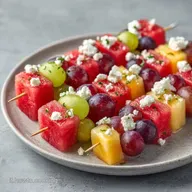 Spiedini Frutta e Formaggio: Freschi e Colorati