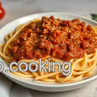 Tagliatelle al Rag&ugrave;: La Ricetta della Nonna! | Pasta