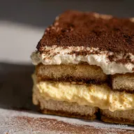 Tiramis&ugrave; della Nonna: ingredienti tiramis&ugrave; per un dolce indimenticabile!